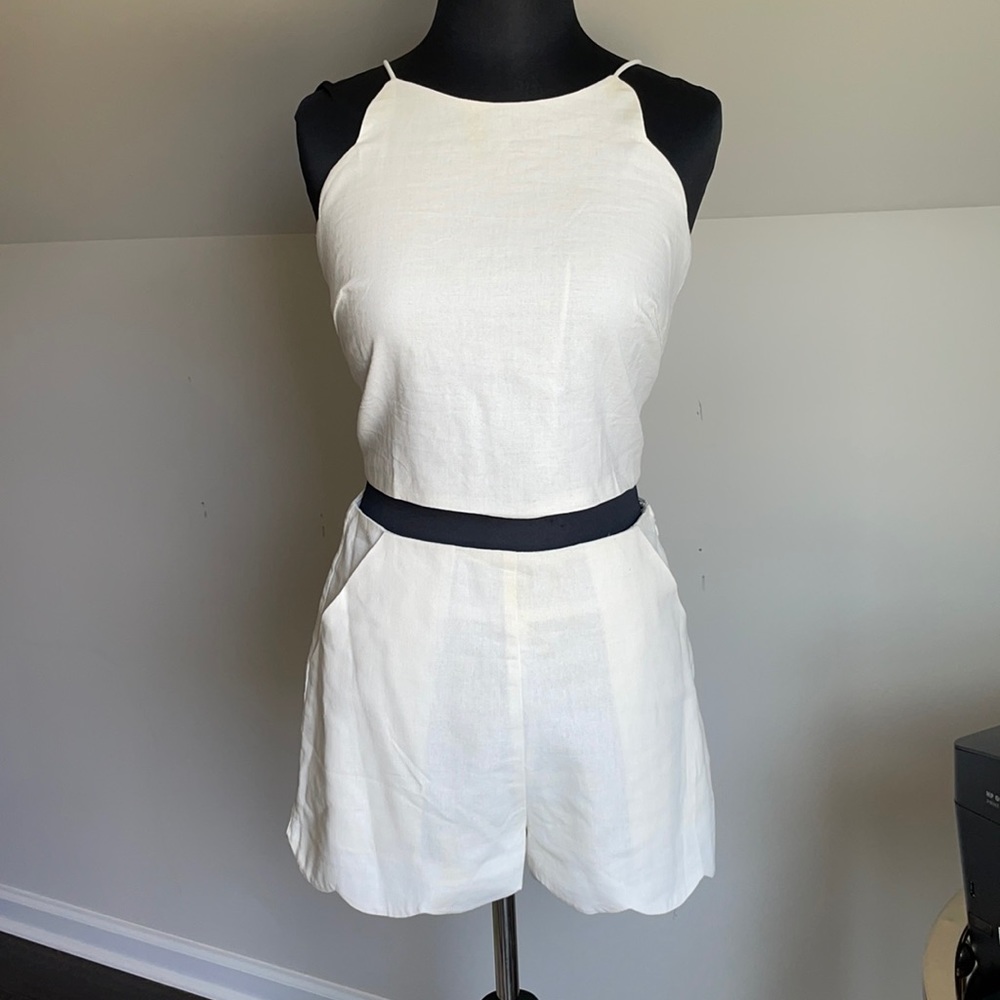 These Three boutique 2 piece linen set